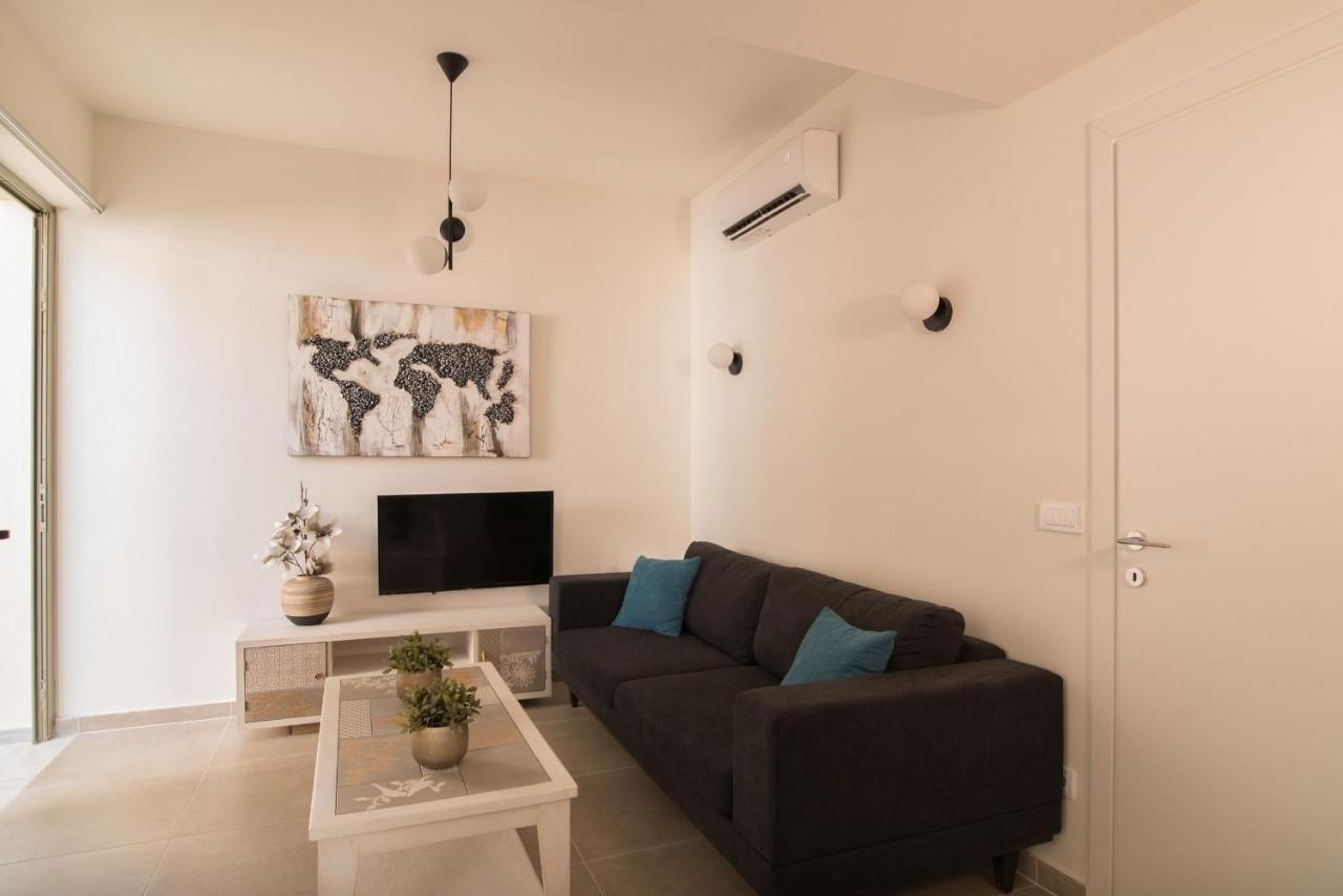 Lodge Modern Apartments, In Kalamaki Centre Kültér fotó