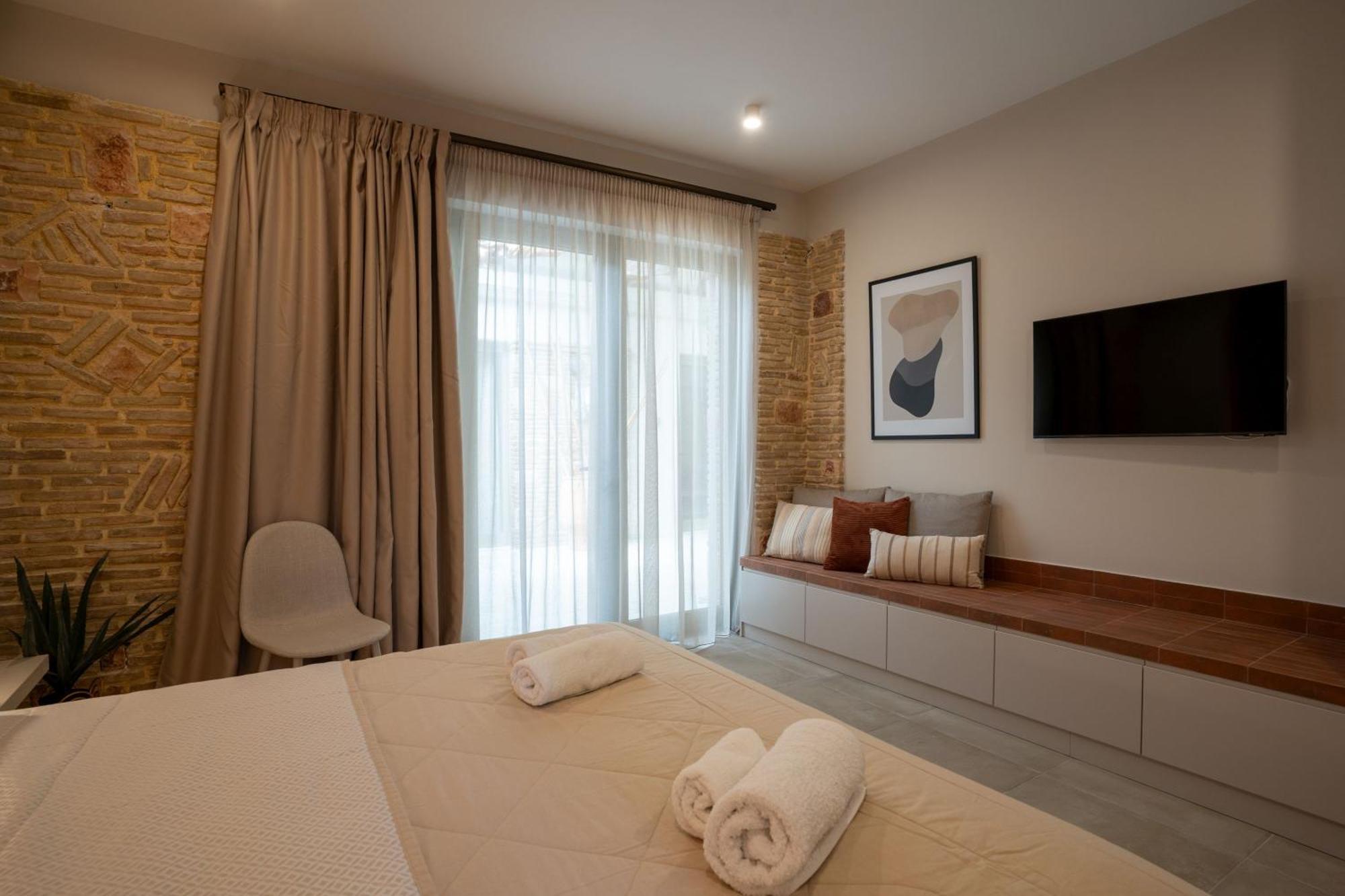 Lodge Modern Apartments, In Kalamaki Centre Kültér fotó