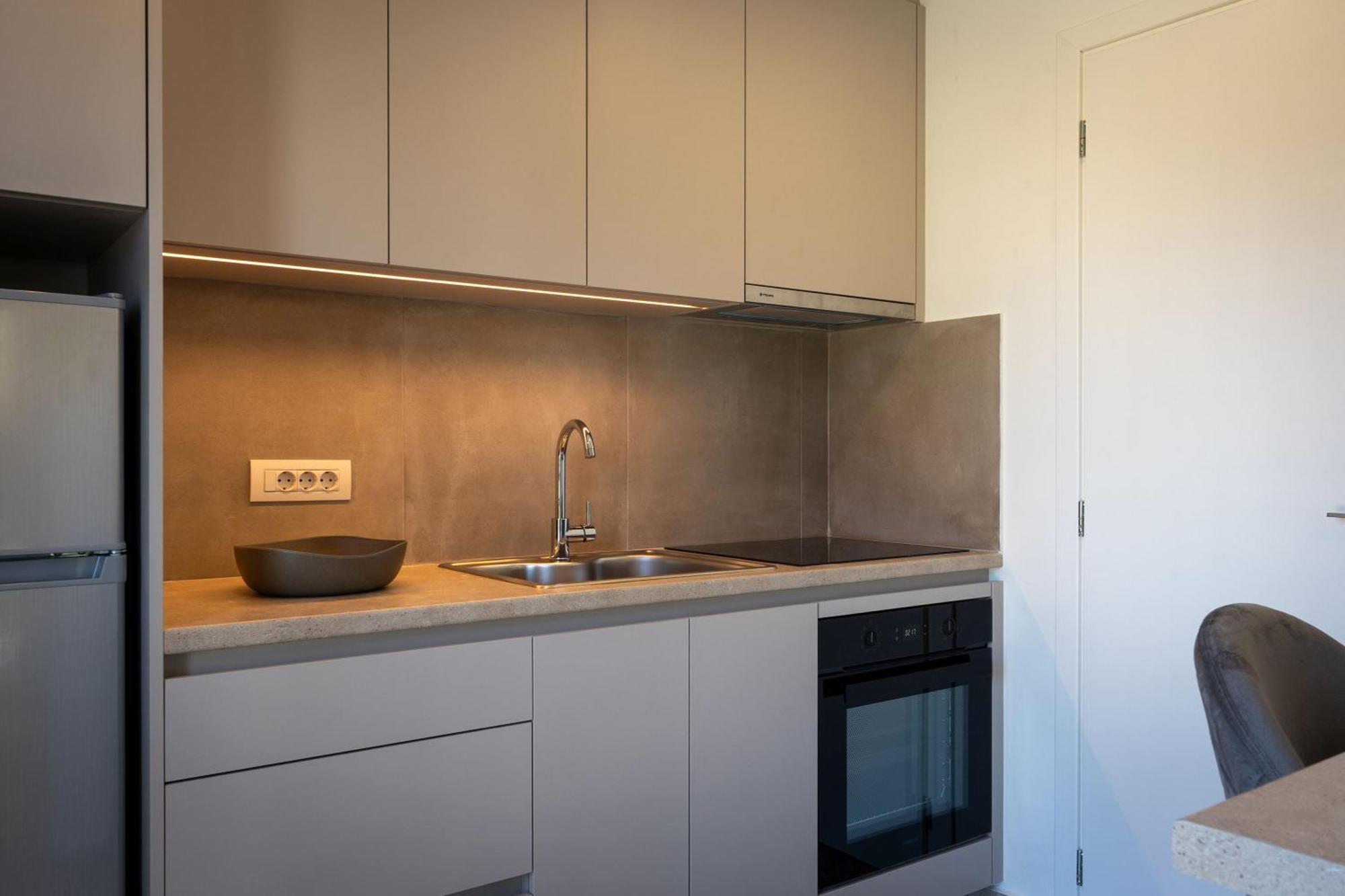 Lodge Modern Apartments, In Kalamaki Centre Kültér fotó