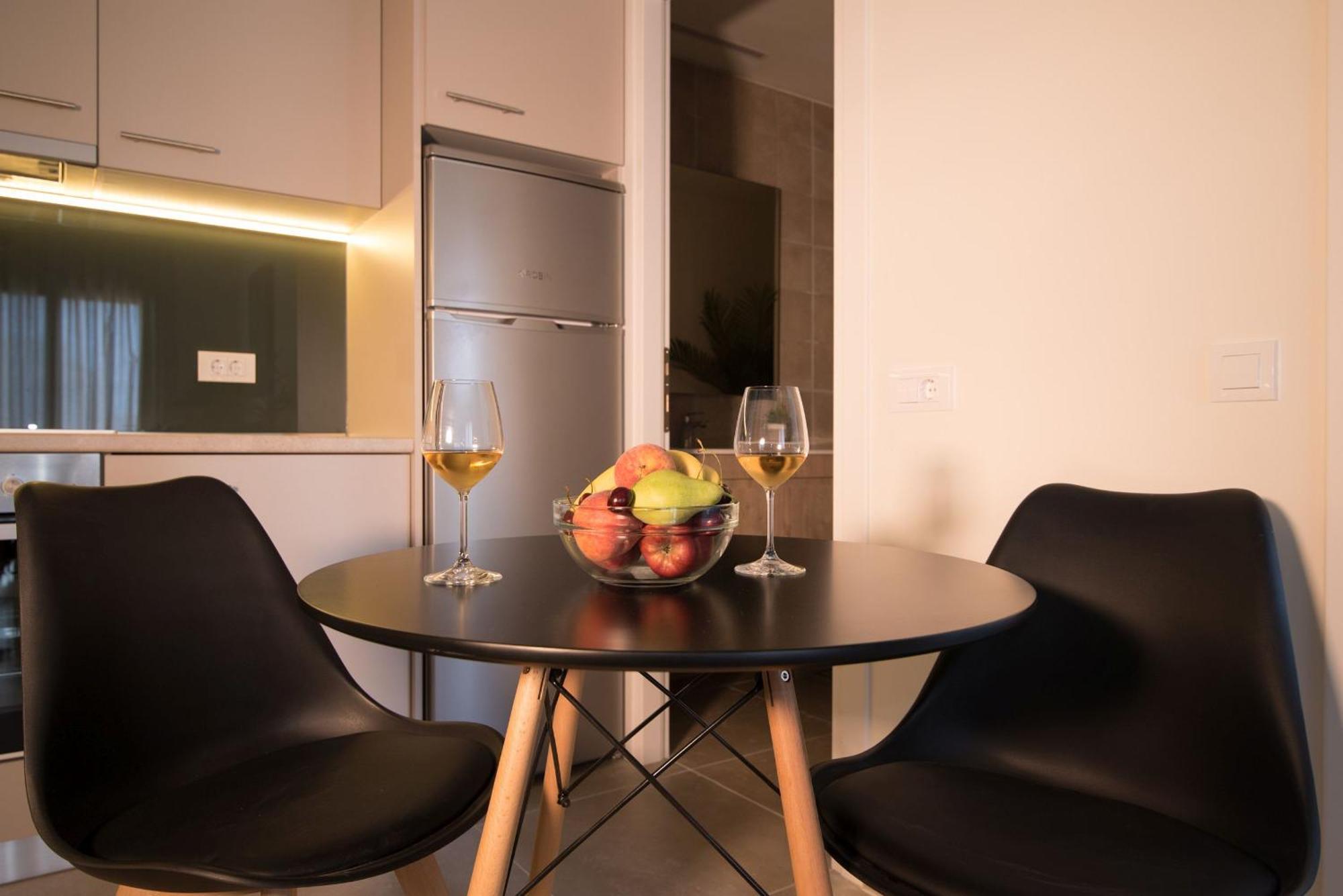 Lodge Modern Apartments, In Kalamaki Centre Szoba fotó